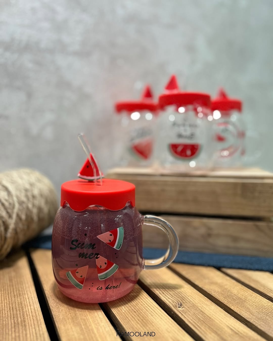 ماگ اسموتی طرح هندوانه در دار با نی شیشه ای استیکر 3بعدی